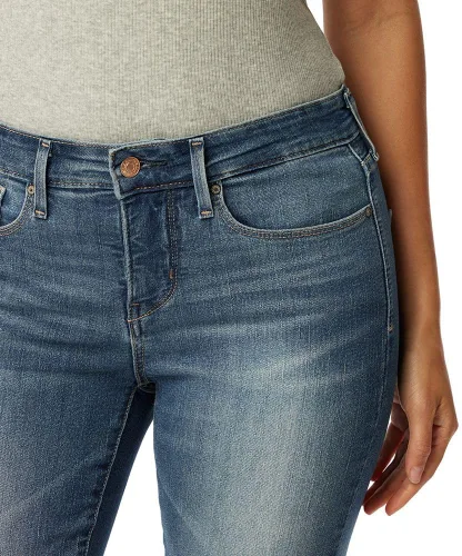 Vista 4 de Signature de Levi Strauss & Co. Gold Label - Jeans ajustados para mujer, con diseño totalmente modelador (tallas estándar y grandes)