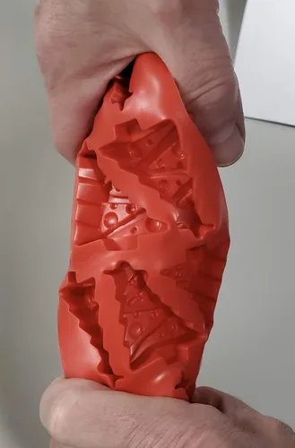 Vista 5 de Bandeja de silicona para cubitos de hielo, moldes de caramelo en 3 bandejas surtidas: árbol de Navidad rojo, copo de nieve azul polvo, hombre