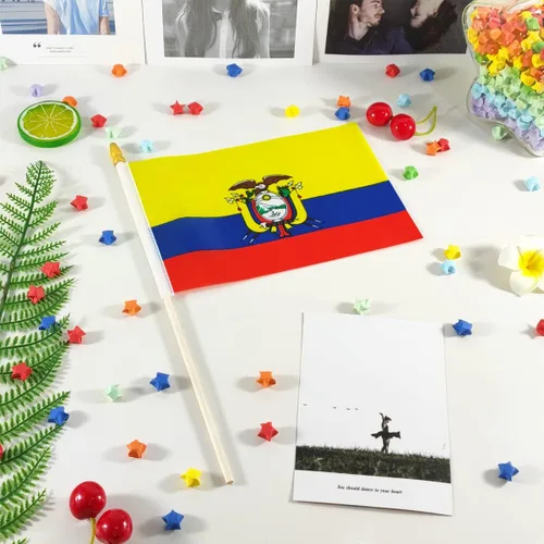 Vista 4 de QQSD Banderas de mano pequeñas de Ecuador con palo ecuatoriano, poste de madera maciza con punta de lanza, paquete de 12