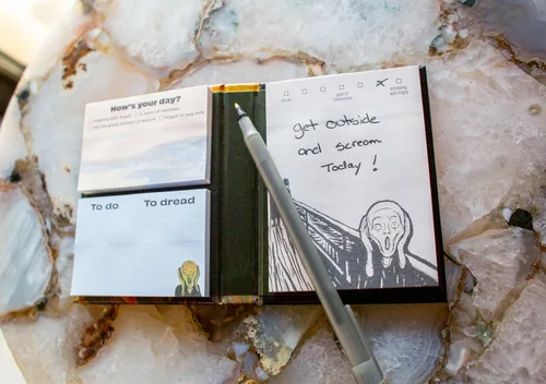 Vista 3 de The Unemployed Philosophers Guild Edvard Munch's The Scream Sticky Notes - Cuaderno con temática artística de 3.25 x 4.25 pulgadas con notas