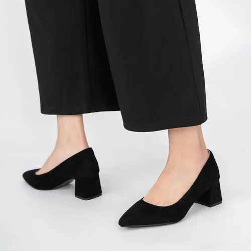 Vista 5 de Zapatos de tacón bajo gruesos para mujer, cómodos zapatos con estampado de cocodrilo con punta puntiaguda.