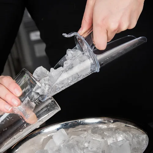 Vista 6 de Carlisle FoodService Products SI4550 - Cuchara para banquete Saf-T-Scoop para hielo, 4-6 onzas (4.0-6.0 fl oz)
