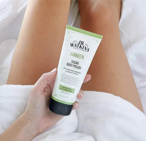 Vista 3 de J.R. Watkins Awaken Sugar Body Polish, exfoliante corporal natural de romero y palo de rosa limpia, suaviza y estimula los sentidos, 6 onzas