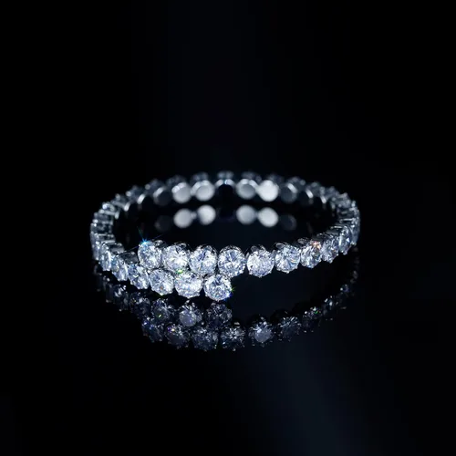 Vista 2 de Pulsera ajustable de circonita cúbica para mujeres y hombres, chapada en oro blanco y cadena de tobilleras