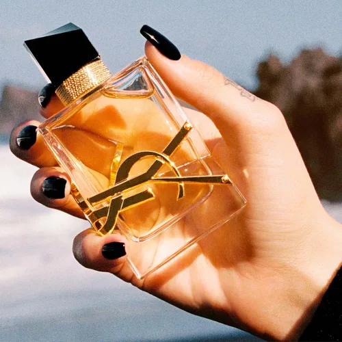 Vista 7 de Yves Saint Laurent Libre Le Parfum 1 oz / 1.0 fl oz