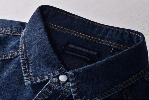 Vista 2 de Camisa vaquera de manga corta con doble bolsillo para hombre