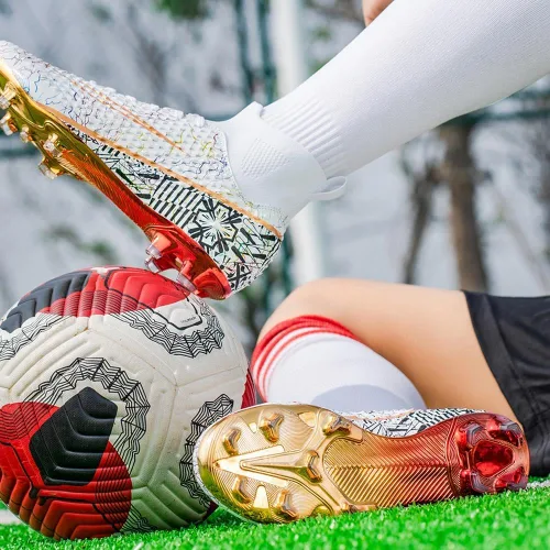 Vista 6 de Maylrvjv Zapatos de fútbol de caña alta para hombre, antideslizantes, resistentes al desgaste, botas de fútbol con picos