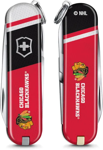 Vista 2 de Victorinox Classic SD Swiss Army Knife - Cuchillo compacto de bolsillo de 7 funciones fabricado en Suiza con hoja pequeña, destornillador y llavero