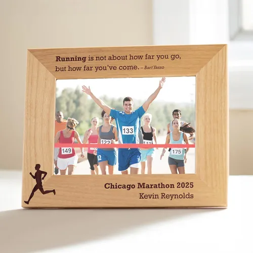 Vista 9 de Lifetime Creations Marco de fotos personalizado para corredor de maratón, regalo para maratonista, primer maratón, regalo de carrera