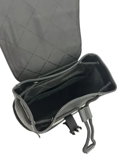 Vista 2 de Michael Kors Cooper MK Logo Mochila deportiva grande (negro), Negro