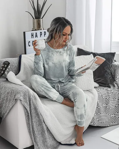 Vista 4 de Prettygarden - Conjunto de pijama para mujer, teñido anudado, de dos piezas, pijama con camiseta de manga larga y pantalón largo, con bolsillos