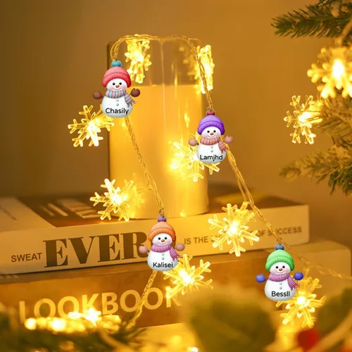 Vista 2 de Cadena de luces de muñeco de nieve personalizadas con nombre personalizado, muñeco de nieve LED, funciona con pilas, luces de hadas de Navidad