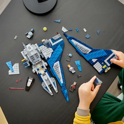 Vista 3 de LEGO® Star Wars 75316 cazador estelar mandaloriano™ a partir de 9 años