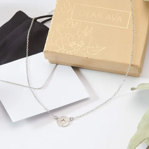 Vista 4 de Dear Ava Collar de regalo para mujeres y niñas, colgante de joyería moderna ajustable, idea de regalo de amor para ella con tarjeta sincera, regalos