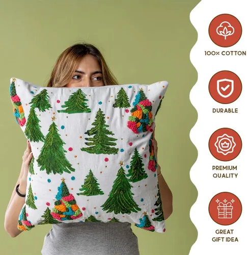 Vista 2 de Folkulture Cojines bordados de 18 x 18 pulgadas, cojines decorativos bohemios para exteriores en verde, tema navideño