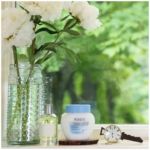 Vista 5 de Pond's Crema, piel seca 3.9 oz (paquete de 3)
