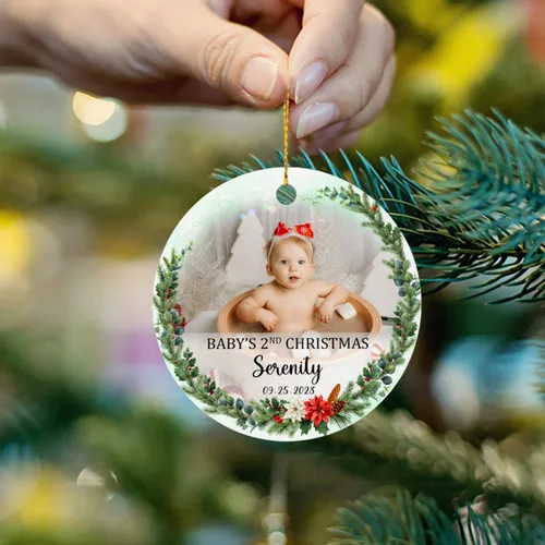 Vista 5 de Adorno de Navidad de la segunda Navidad del bebé 2026, marco de fotos de corona, adorno de segunda Navidad para papá, mamá, nombre de bebé