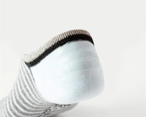 Vista 6 de SEESILY Calcetines invisibles para hombres y mujeres, corte bajo con agarre antideslizante, calcetines invisibles para zapatos Oxford, talla 7-12, 5
