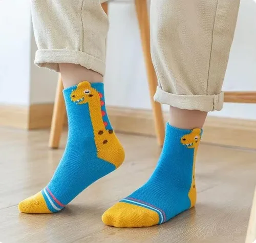 Vista 8 de YIPINU Calcetines de dinosaurio para niños y niñas de 1 a 3 años y 9 a 12 años, paquete de 5 calcetines de regalo para niños