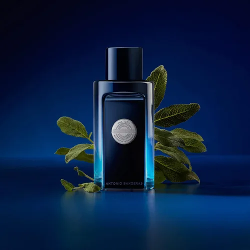 Vista 9 de The Icon Eau de Toilette 3.4 fl oz
