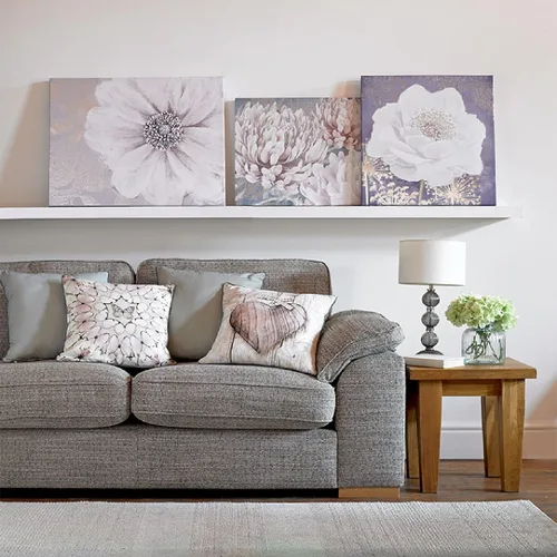 Vista 2 de Graham & Brown Harrogate - Arte de pared con flores grises, 23 x 31 pulgadas (41-712), gris/marrón