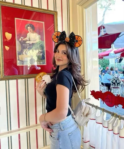 Vista 2 de Diademas de orejas de ratón de Halloween para mujer, decoración de lazo para el pelo con calabaza y telaraña, diadema de lentejuelas, fiesta