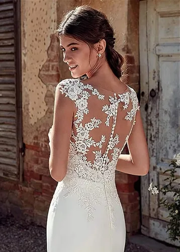 Vista 4 de Yuxin Vestido de novia de lujo con cuentas de cristal de novia 2023 princesa de tren largo vestido de novia de encaje vestido de novia para novia