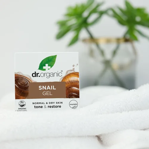 Vista 11 de Gel orgánico de caracol de Organic Doctor en tamaño de 1.7 onzas líquidas. Hidratante facial y corporal restaurador para cuidado de la piel, Paquete