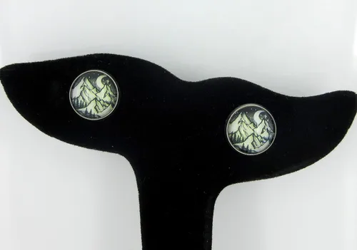 Vista 3 de Pendientes de cristal con estampado de montaña nevada y estrellas de luna y cielo nocturno, 0.472 in, negro, blanco, amarillo