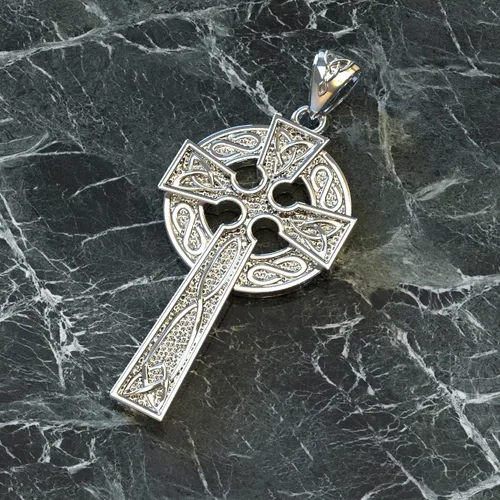 Vista 2 de US Jewels Colgante de plata de ley 925 de 1.625 pulgadas con nudo celta irlandés con acabado pulido, Plata esterlina, No es una piedra preciosa