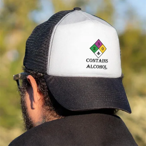 Vista 6 de ThisWear Mardi Gras Contiene Alcohol Trucker Hat