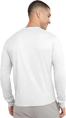 Vista 2 de Hanes Camiseta de algodón de manga larga para hombre, camiseta clásica de cuello redondo para hombre, disponible en tallas altas