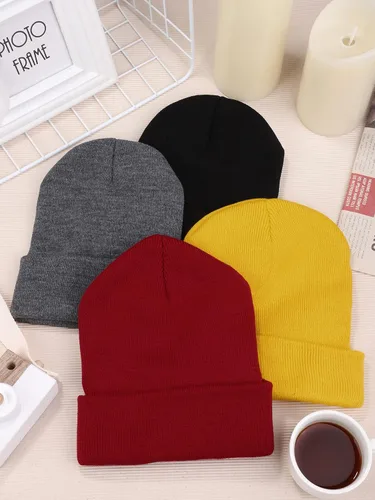 Vista 4 de KUTTOR Paquete de 4 gorros de punto con calavera para adultos, sombreros cálidos de invierno para adultos, gorro de esquí de punto acogedor, gorro