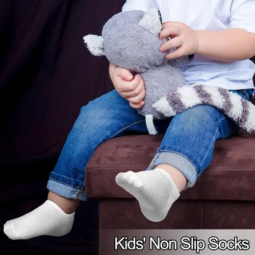 Vista 6 de Cooraby 15 pares de calcetines invisibles para niños, calcetines antideslizantes de corte bajo para niñas y niños, calcetines deportivos al tobillo