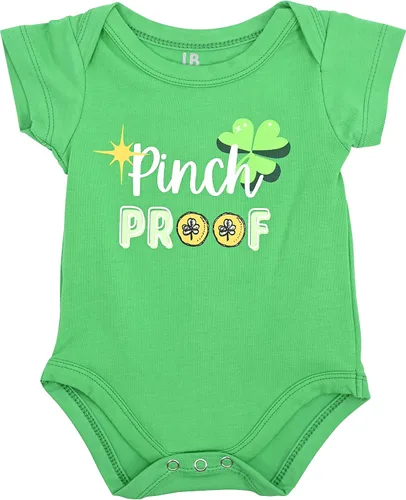 Vista 3 de Unique Baby Mameluco unisex para el día de San Patricio con texto en inglés "Who Needs L