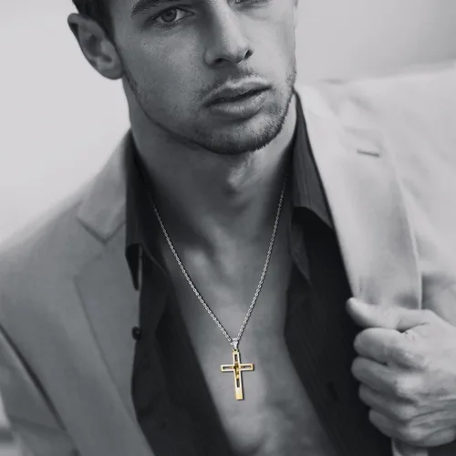 Vista 23 de OIDEA Cross Pendant Necklace for Men Women: High Polish Hollow Openwork Stainless Steel Cross Chain Mens Jewelry Gifts