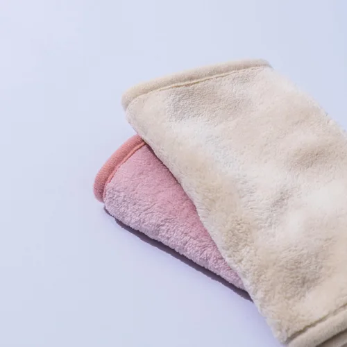 Vista 5 de ERASE YOUR FACE Paños removedores de maquillaje, toallas faciales de microfibra reutilizables para limpiar y quitar el maquillaje, activadas por