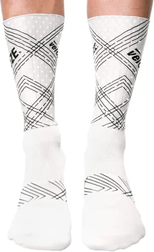 Vista 2 de veloToze Aero Sock para carreras de bicicletas tela avanzada Aero cumple con la UCI para una ventaja aerodinámica en carreras de bicicletas e ITT