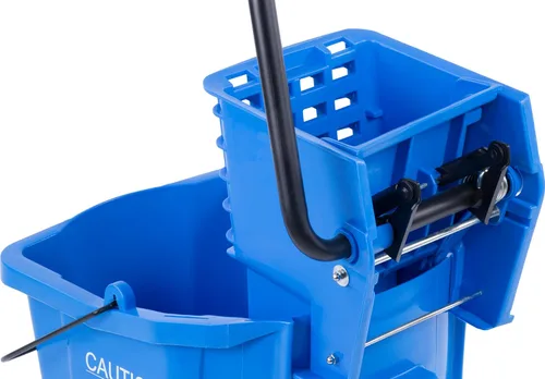 Vista 2 de Carlisle Commercial - Cubeta para limpiador con escurridor de presión lateral
