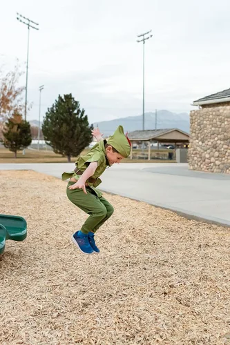 Vista 8 de Little Adventures Disfraz infantil de Peter Pan
