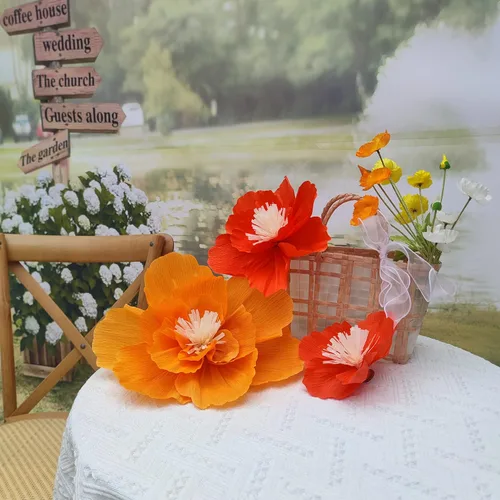 Vista 3 de Flores de papel crepé para fiesta de cumpleaños, telón de fondo floral, decoración de habitación del bebé, paquete de 6 (naranjas)