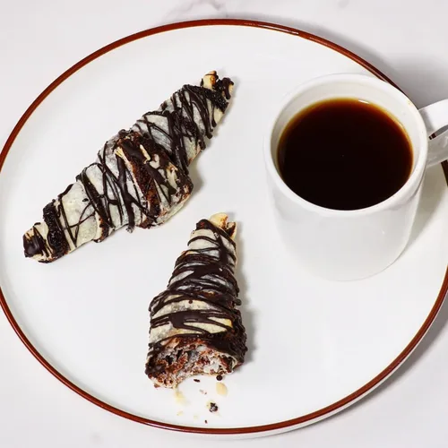 Vista 5 de Pasteles Sin Azúcar Cruasán de Chocolate Pan Babka de Chocolate Pastelería de Desayuno Sin Lácteos y Nueces Sin Conservantes Únicos
