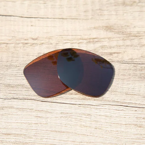 Vista 4 de Walleva Lentes de repuesto para lentes de sol Ray-Ban RB4165 Justin de 2.165in, múltiples opciones disponibles