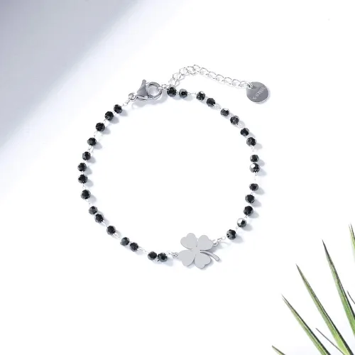 Vista 4 de Pulsera de trébol de cuatro hojas con dije de plata 925 con cuentas negras, pulsera ajustable con dije de la suerte simple para mujer