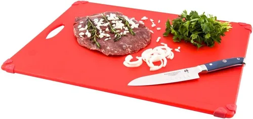 Vista 9 de Restaurantware -Tabla de cortar de plástico duradero verde de 12 x 18 pulgadas - Los agarres de esquina de goma evitan el deslizamiento - Codificado