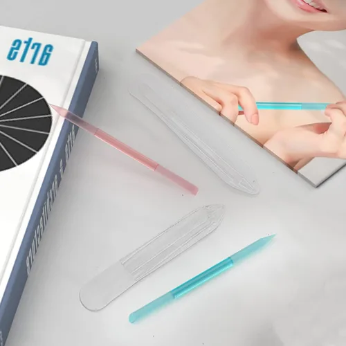 Vista 8 de Juego de 3 herramientas de cristal para quitar cutículas, lima de uñas, removedor de cutículas, juego de herramientas de cristal de doble cara