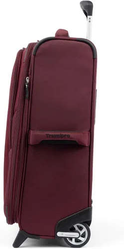 Vista 3 de Travelpro Maxlite 5 Softside - Equipaje vertical expandible de 2 ruedas, maleta ligera, para hombres y mujeres, Borgoña