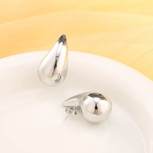 Vista 4 de Aretes de lágrima extra grandespequeños para mujer, chapados en oro, huecos, gruesos, hipoalergénicos, ligeros, huecos, aretes de gota de agua