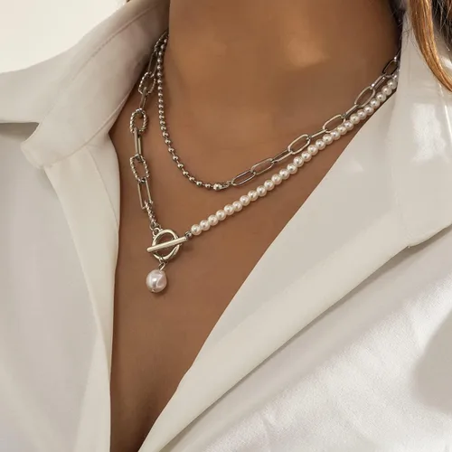 Vista 3 de Bethynas Dainty Vintage Layered Baroque Pearl OT Clasp Necklace Stacking Beaded Ball Chain Paperclip Pearl Chain Retro Necklace for Women Girls