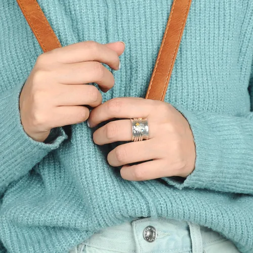 Vista 4 de Boho-Magic Anillo giratorio de plata de ley 925 con diseño de luna y estrella para mujer